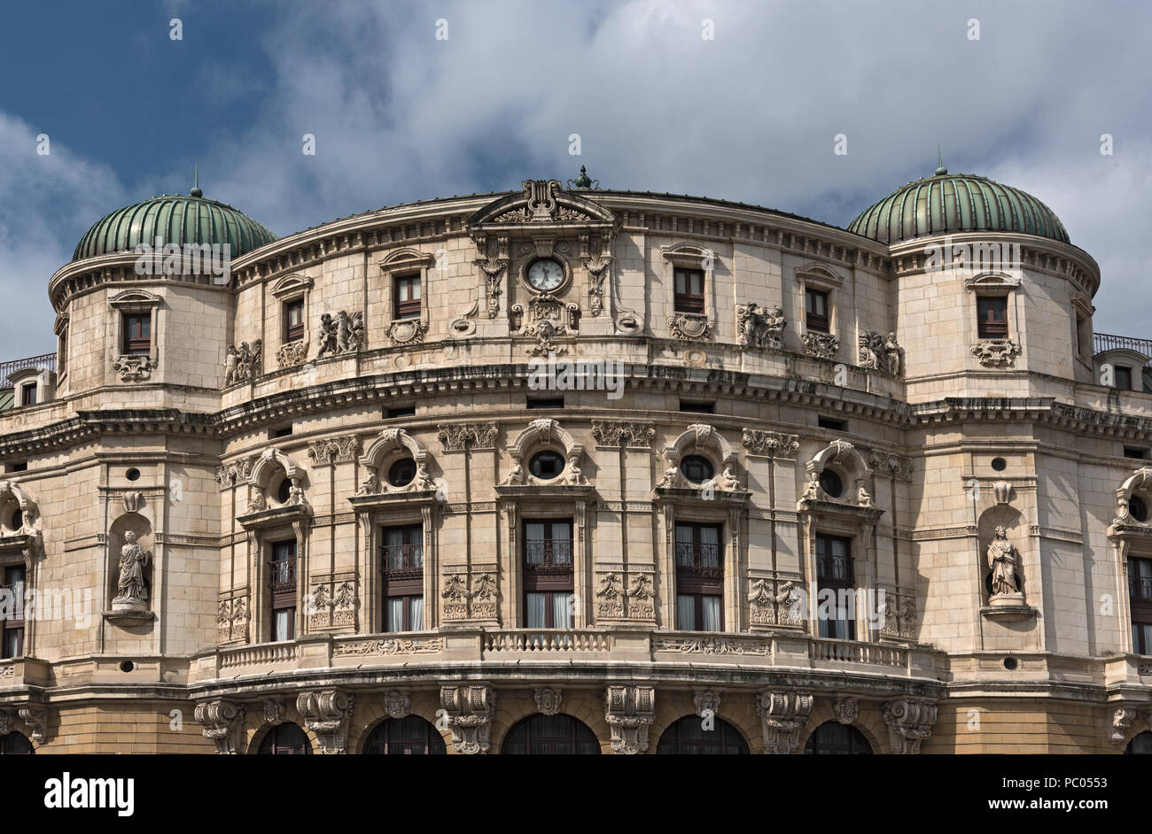 Facciata superiore del Teatro Arriaga, teatro Arriaga, Bilbao, Spagna. Foto Stock