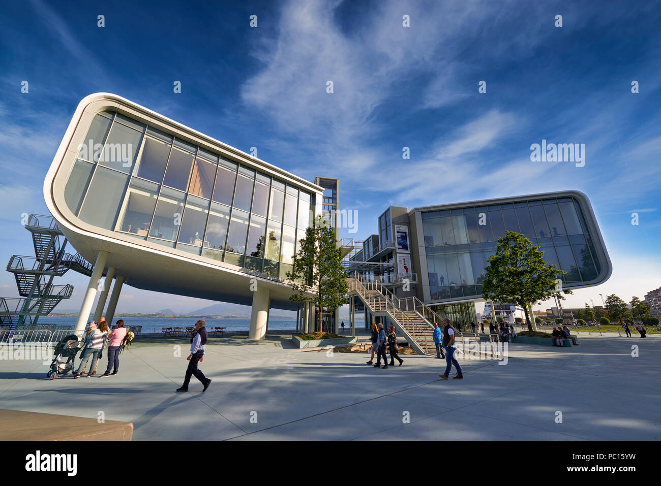 Botín Museo Centro di Arte e cultura. Botín Foundation, architetto Renzo Piano. Santander, Mare cantabrico, Cantabria, Spagna, Europa Foto Stock
