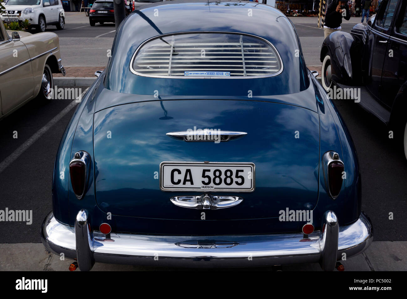 Un vintage Hudson automobile parcheggiata in Hout Bay, Città del Capo, Sud Africa. Foto Stock