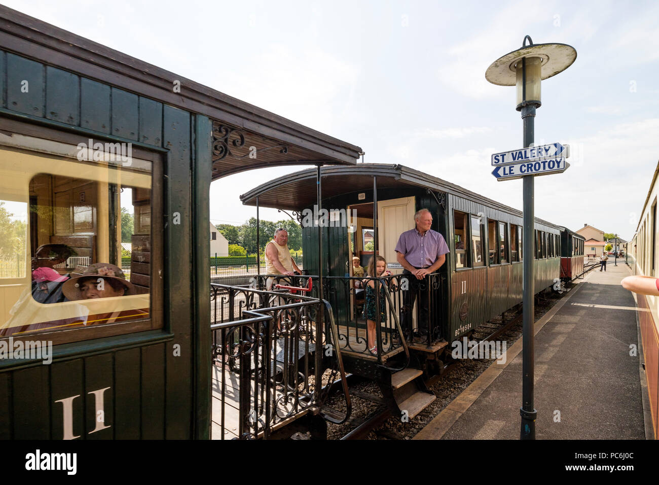 Il Chemin de Fer de la Baie de Somme, treno a vapore a Noyelles Sur-Mer Stazione, Piccardia, Francia Foto Stock