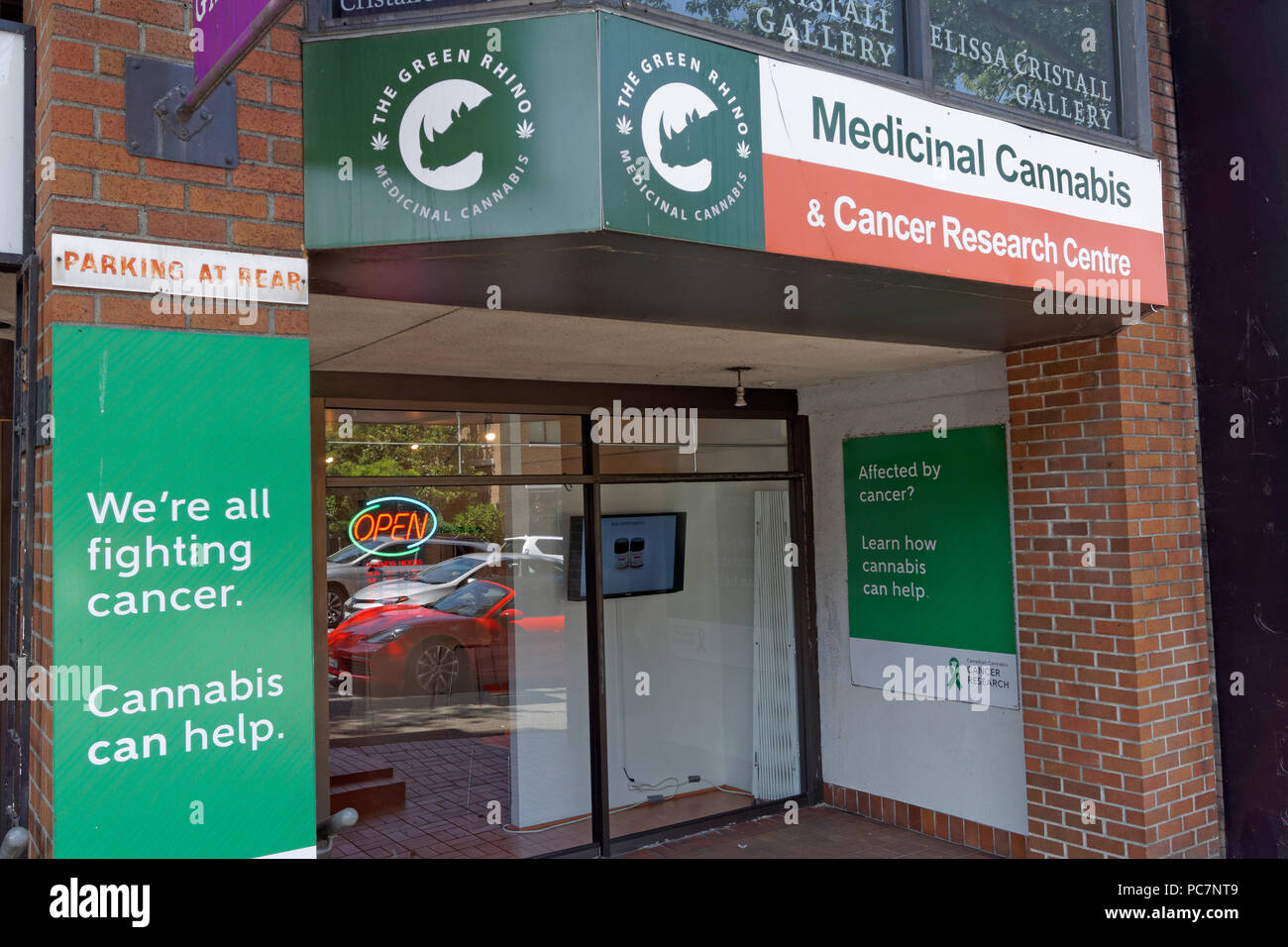 Il rinoceronte verde per la cannabis medica nel dispensario di Vancouver, BC, Canada Foto Stock