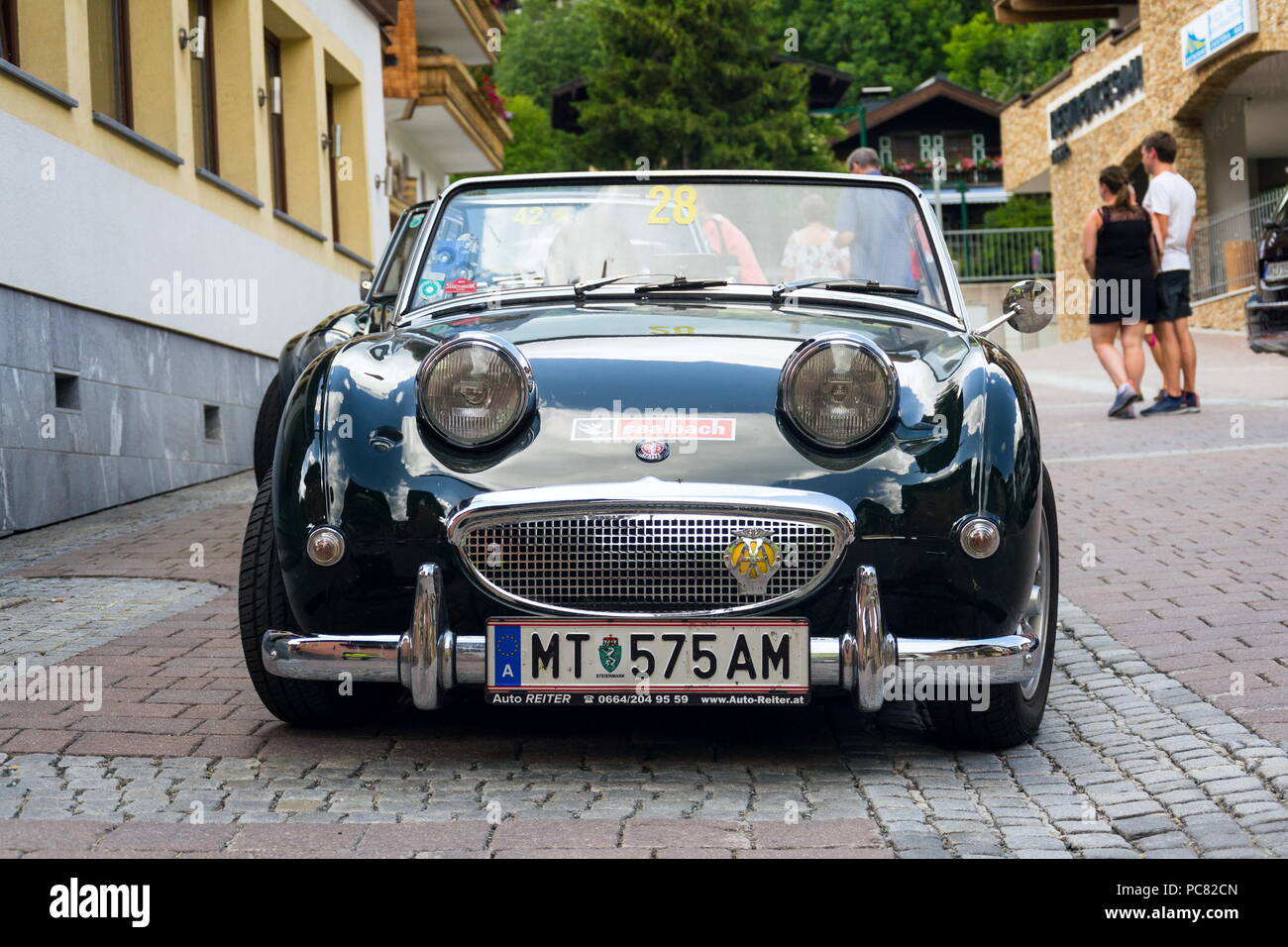 A Saalbach Hinterglemm, Austria - 21 giugno 2018: Vintage auto Austin Healey Sprite roadster oldsmobile veterano prodotte dal 1958 al 1971 Foto Stock
