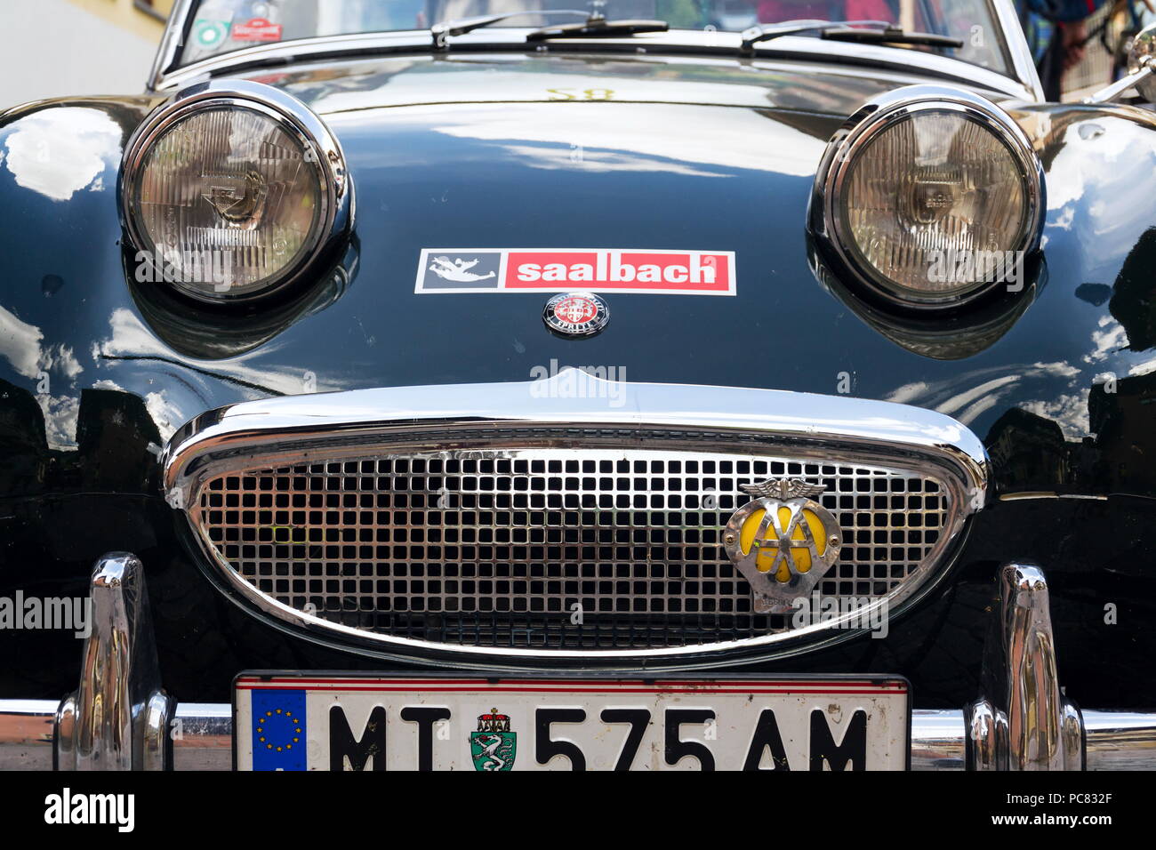 A Saalbach Hinterglemm, Austria - 21 giugno 2018: Vintage auto Austin Healey Sprite roadster oldsmobile veterano prodotte dal 1958 al 1971 Foto Stock
