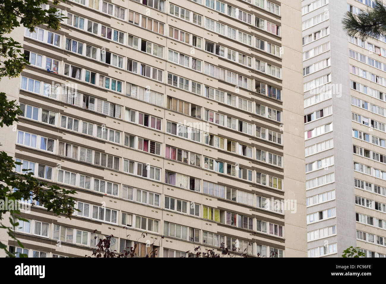 Periferia di Parigi - edifici residenziali, parte del distretto Olympiades nel XIII arrondissement di Parigi, in Francia, in Europa. Foto Stock