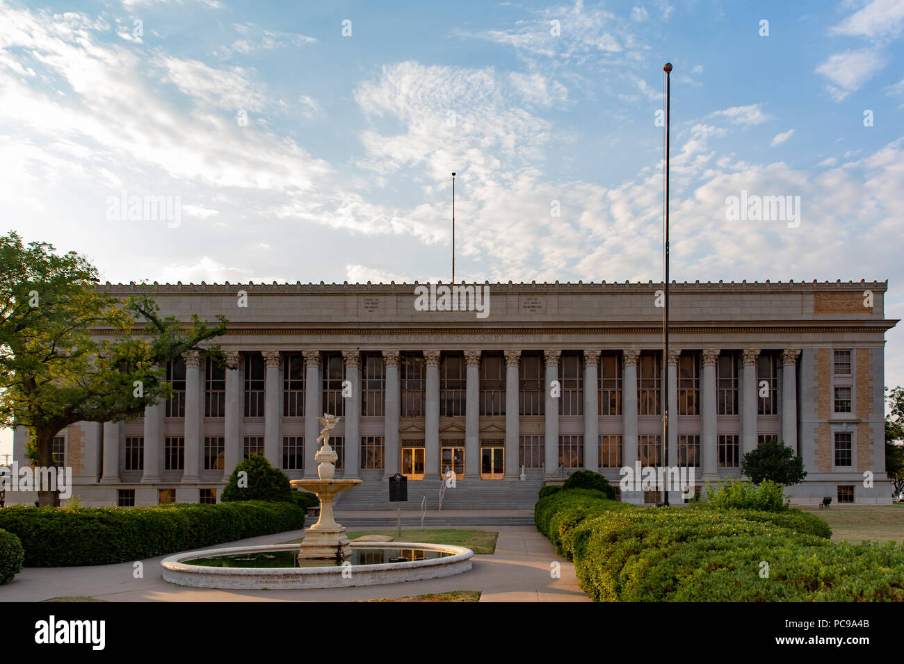 La storica 1928 Tom Green County Courthouse situato in San Angelo Texas costruito nel classico stile Revival. Foto Stock