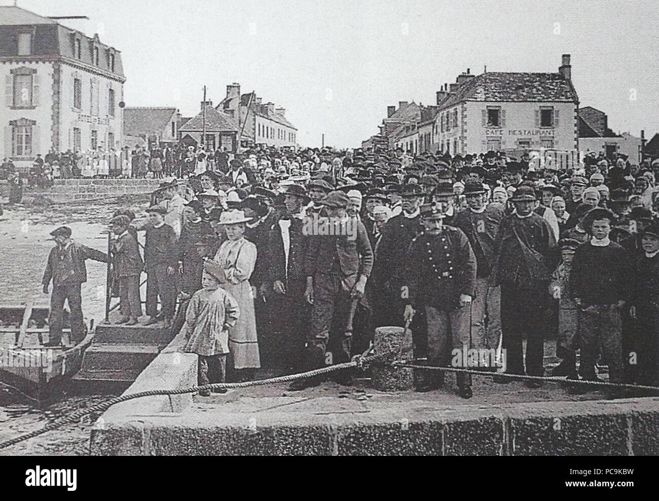 31 Le départ des régates de Loctudy au debutto du xxo siècle Foto Stock