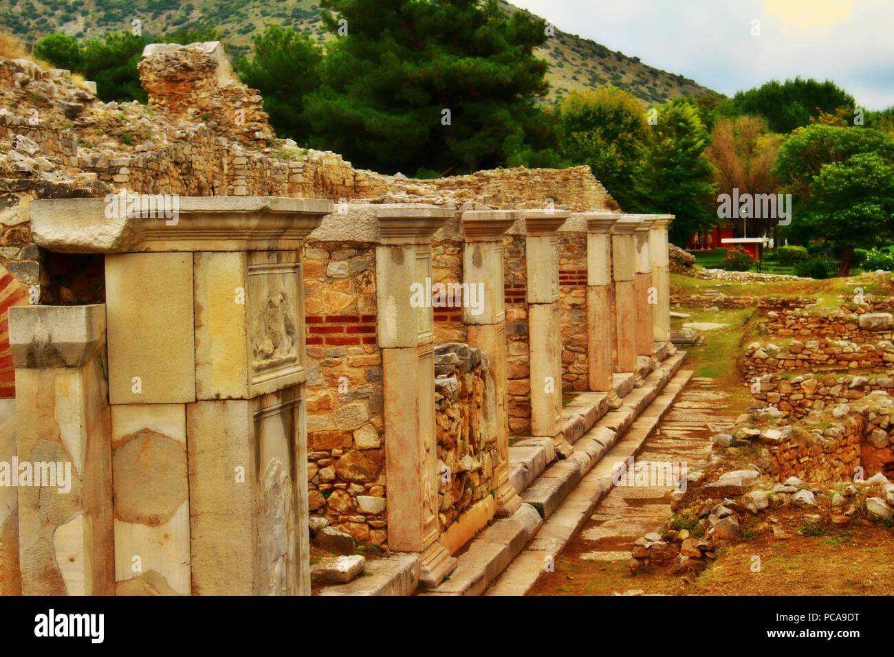 Colonne sul sito archeologico dell'antica città greca di Filippi Foto Stock