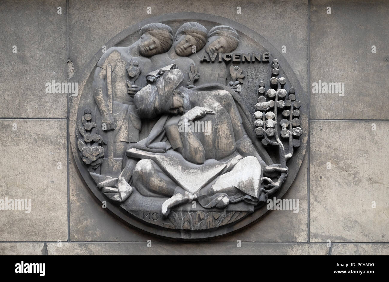 Avicenna, era un polymath persiano che è uno dei più significativi i medici, gli astronomi. Faculte de Medecine Paris Foto Stock
