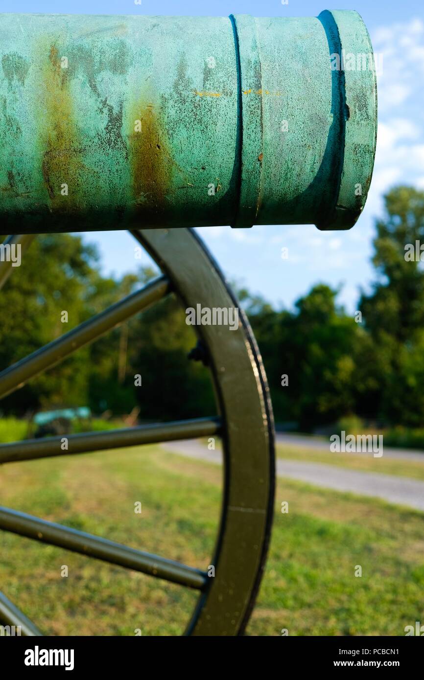 Close up del muso di un cilindro di una vecchia guerra civile il cannone a pietre River National Battlefield in Murfreesbore Tennessee Foto Stock