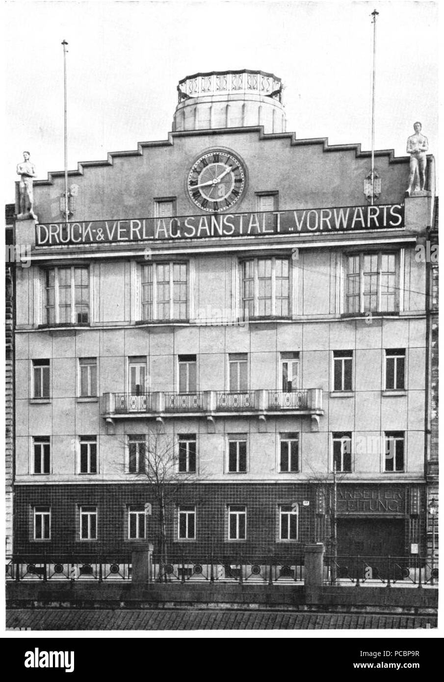 22 Gebäude der Druck- &AMP; Verlagsanstalt "Vorwärts" um 1912 Foto Stock