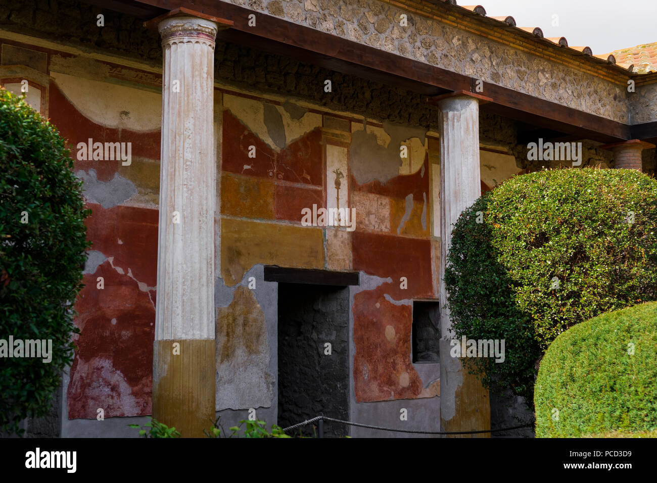 La Casa di Venere atrium peristilio colonnato, affreschi sulla Casa di D. Satrii Lucretii Valentes, Pompei, UNESCO, Campania, Italia, Europa Foto Stock