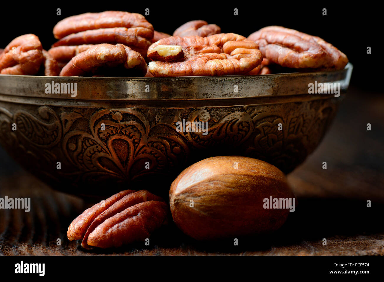 In Pecannuesse Schale, Carya illinoinensis Foto Stock