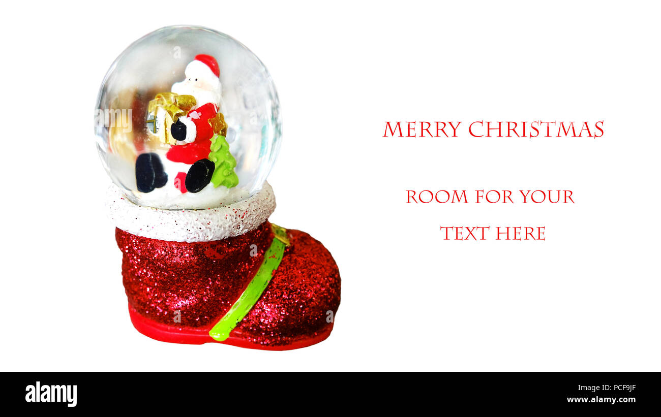 Snow Globe ornamento di Natale a forma di Santa's Boot isolato su bianco con spazio per il testo Foto Stock Snow Globe ornamento di Natale a forma di Santa's Boot isolato su bianco con spazio per il testo Foto Stock