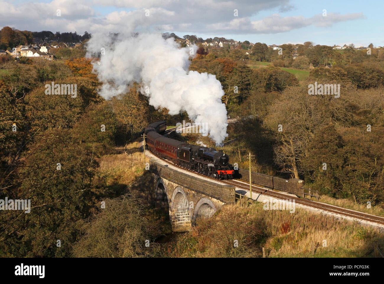 Nero 44871 cinque capi passato Mytholmes sul KWVR. 29.10.17 Foto Stock