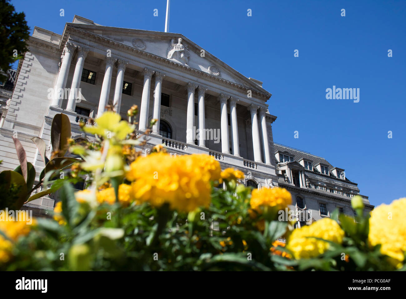 Londra REGNO UNITO. Il 2 agosto 2018. La Banca di Inghilterra Comitato di politica monetaria (MPC) ha annunciato un aumento dei tassi di un quarto di punto percentuale, da 0,5% a 0,75% di altissimo livello in dieci anni dal marzo 2009 e il tasso di interesse aumento colpirà quasi quattro milioni di acquirenti di ipoteca Credit: amer ghazzal/Alamy Live News Foto Stock