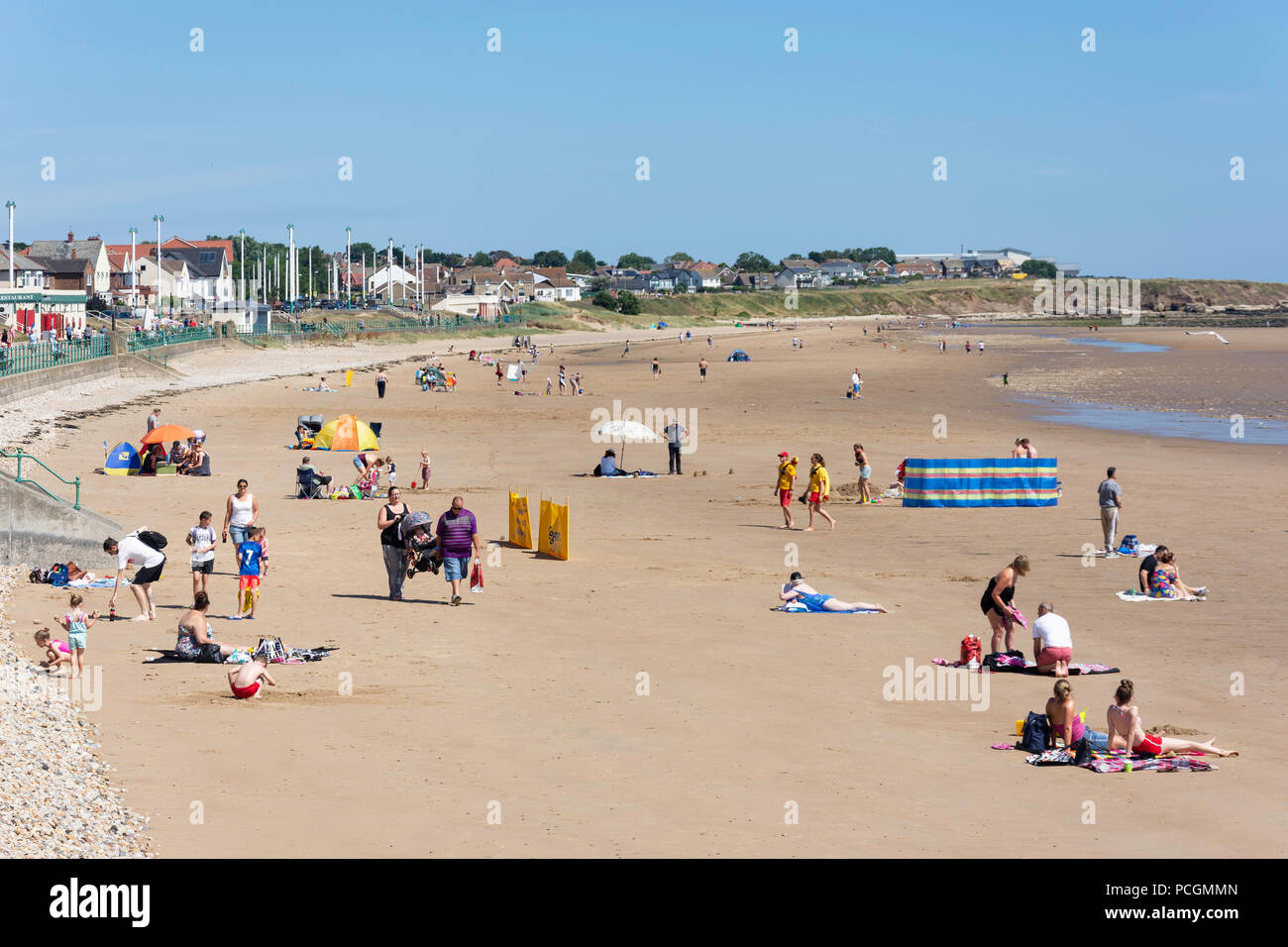 A Seaburn spiaggia in estate, Seaburn, Sunderland, Tyne and Wear, England, Regno Unito Foto Stock