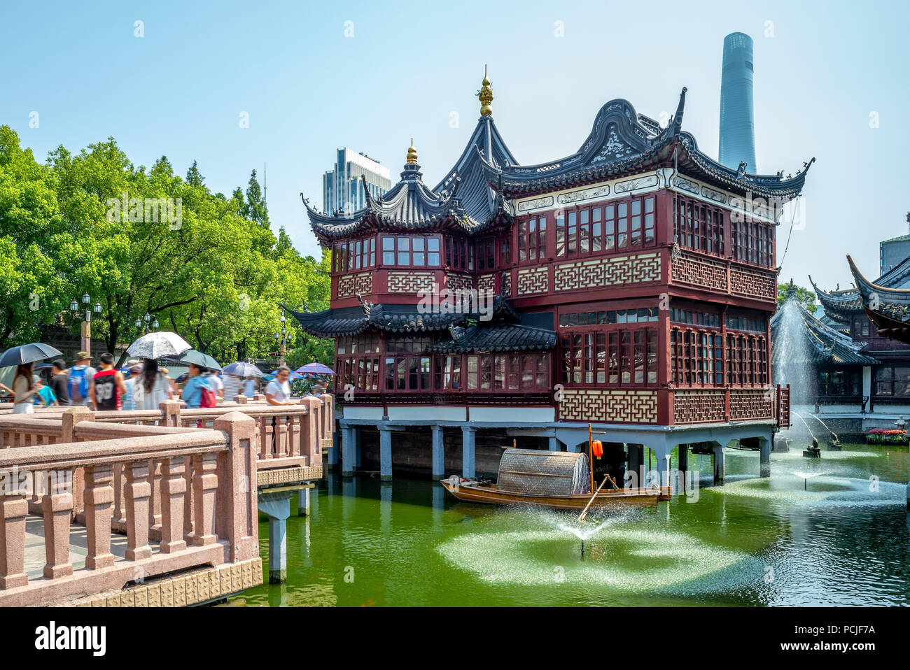 Mid-Lake padiglione nel giardino di Yu, la shanghai, Cina Foto Stock
