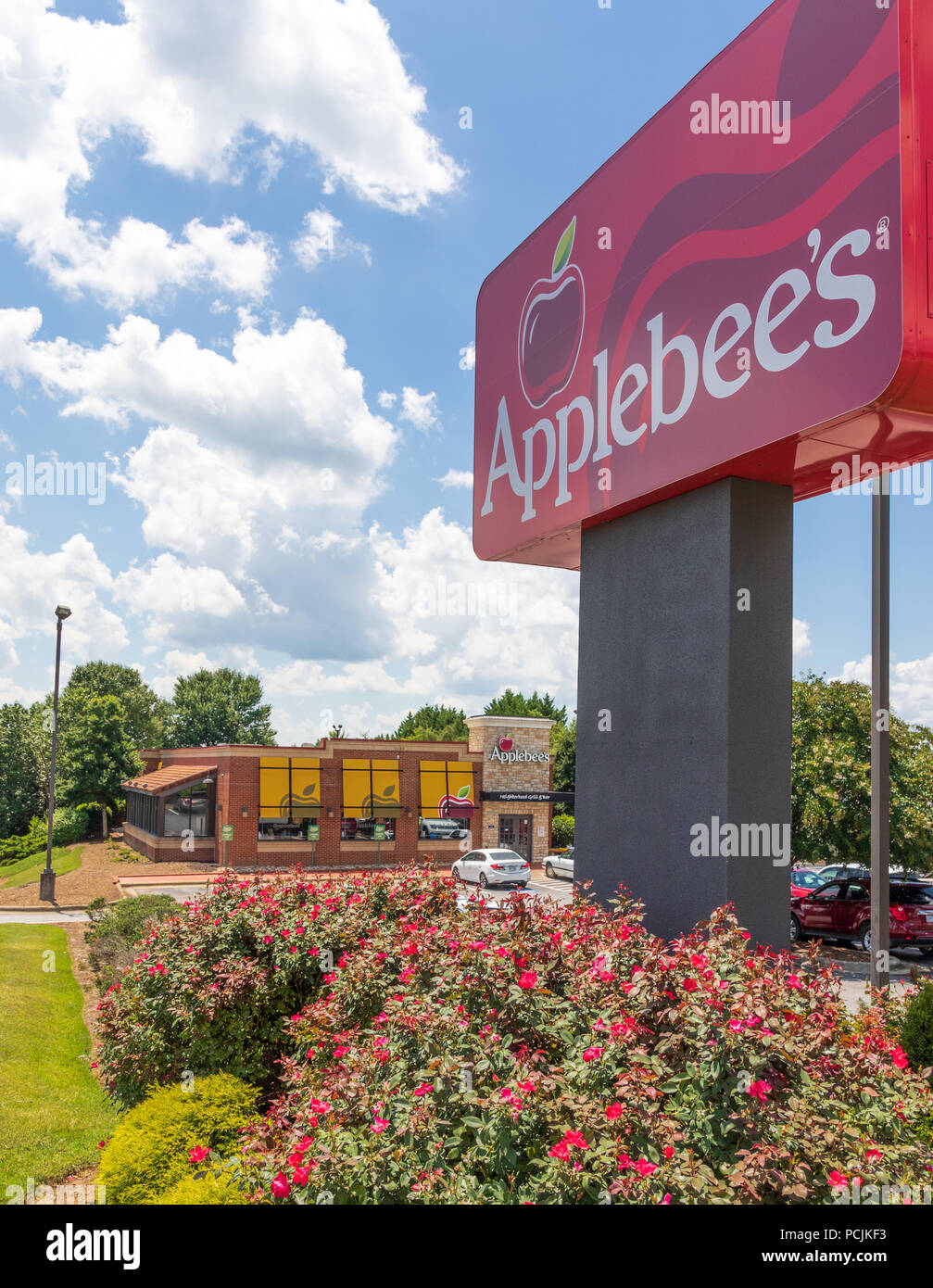 HICKORY, NC, Stati Uniti d'America-26 luglio 18: un locale Applebee's Neighborhood Grill & Bar posizione. Nel 2007, la catena è stata acquistata da IHOP. Foto Stock