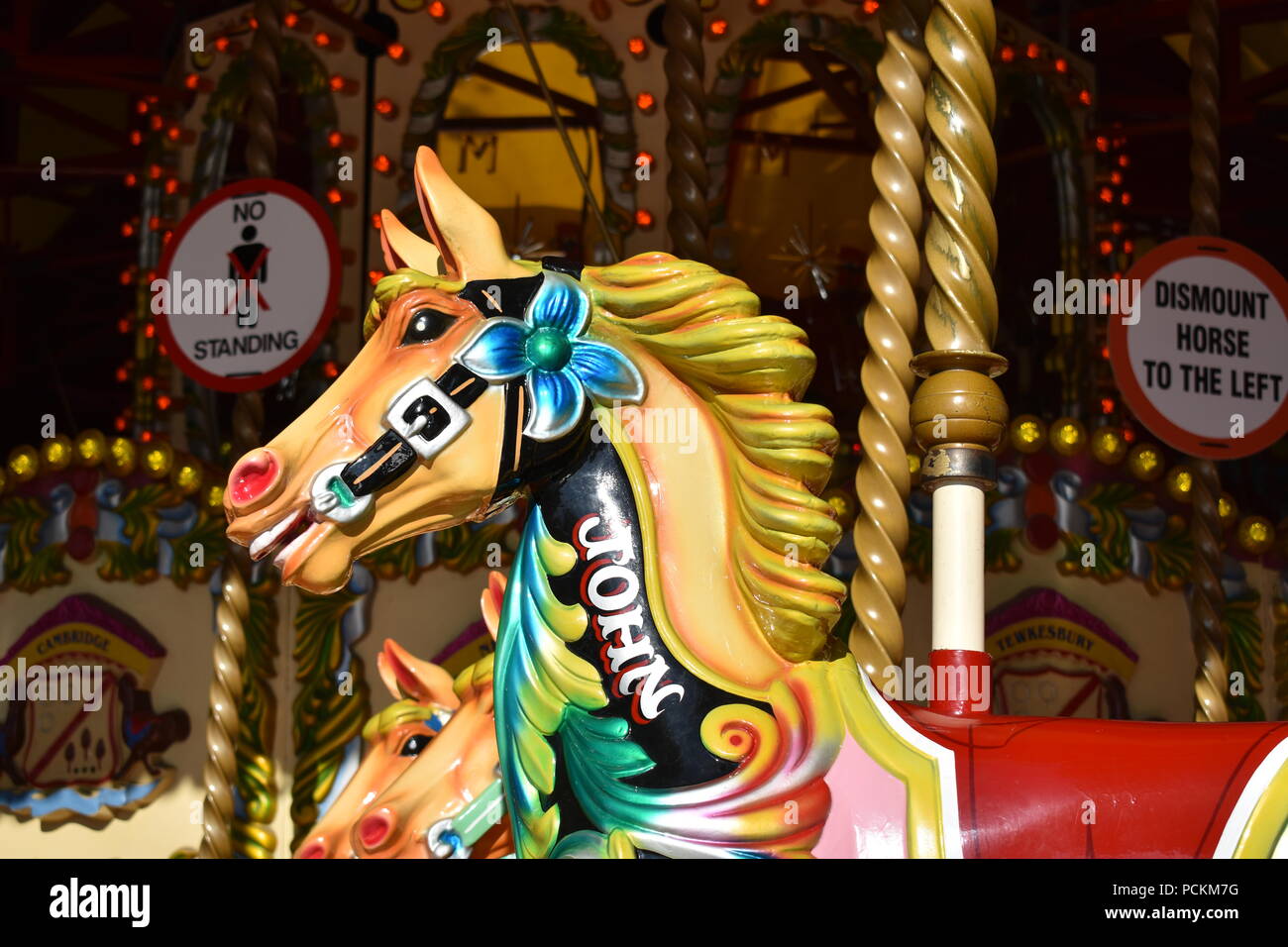 Merry Go Round cavallo sulla banca del sud Foto Stock