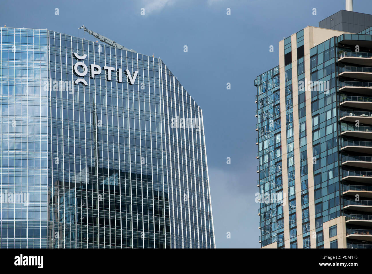 Un logo segno al di fuori della sede di Optiv Security, Inc., a Denver in Colorado, il 22 luglio 2018. Foto Stock