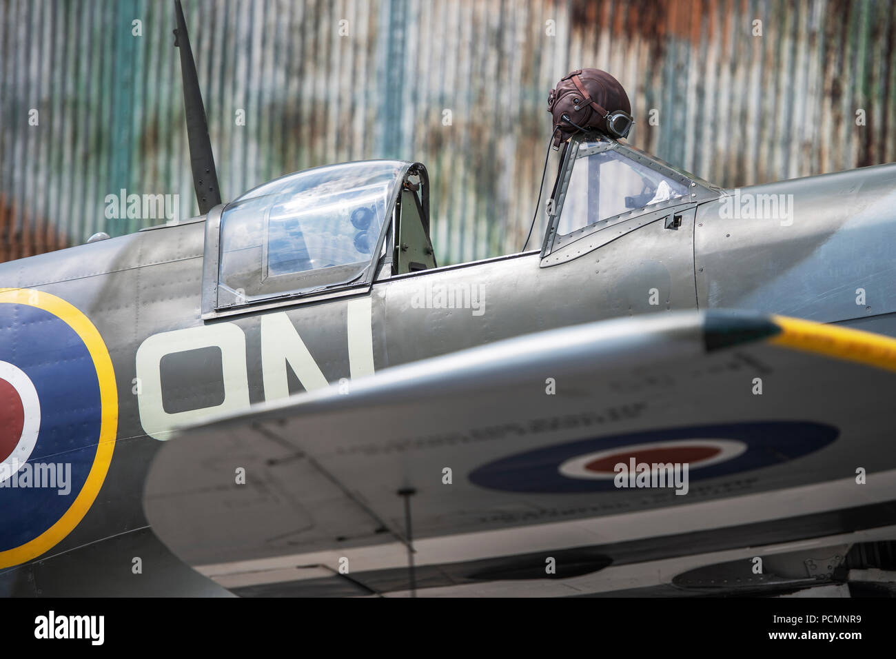La storica Spitfire XVI fighter, che pilota cecoslovacco Otto Smik utilizzato nella RAF 312 Squadrone di proprietà di Stephen Stead, in linea, vicino a Pilsen, Repubblica ceca, 28 luglio 2018. (CTK foto/Miroslav Chaloupka) Foto Stock