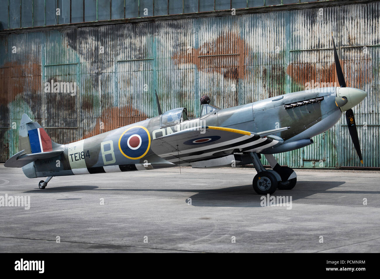 La storica Spitfire XVI fighter, che pilota cecoslovacco Otto Smik utilizzato nella RAF 312 Squadrone di proprietà di Stephen Stead, in linea, vicino a Pilsen, Repubblica ceca, 28 luglio 2018. (CTK foto/Miroslav Chaloupka) Foto Stock