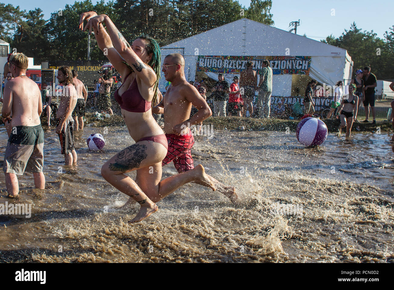 Kostrzyn su Odra, Polonia - 3 agosto 2018. Festival PolandRock uno dei più grandi festival in Europa ha iniziato a. Il ventiquattresimo Pol'e'Rock Festival di Kostrzyn Credito: Slawomir Kowalewski/Alamy Live News Foto Stock