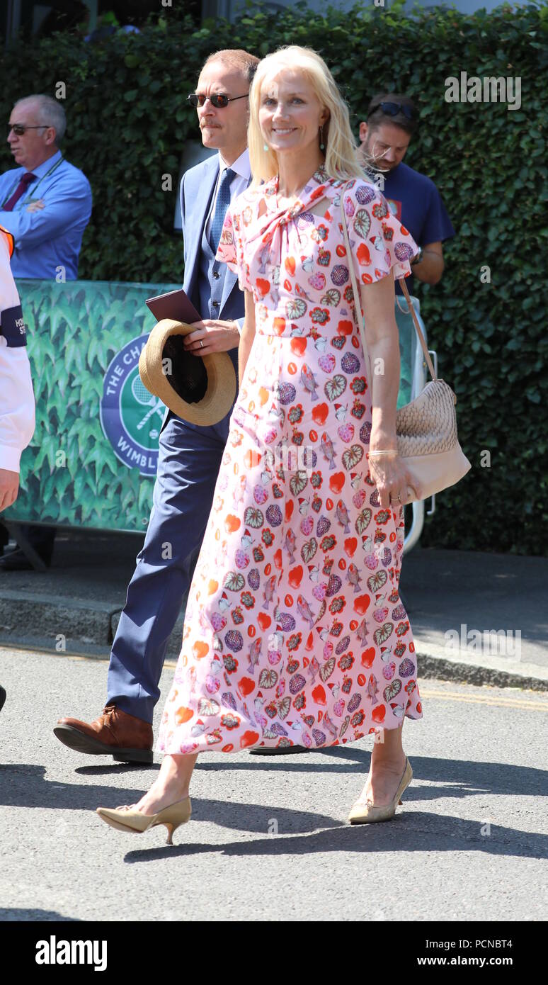 Wimbledon Tennis 2018: i Campionati - Giorno 2 - Celebrity avvistamenti con: Joely Richardson, Carlo Nero dove: Londra, Regno Unito quando: 03 lug 2018 Credit: David Sims/WENN.com Foto Stock