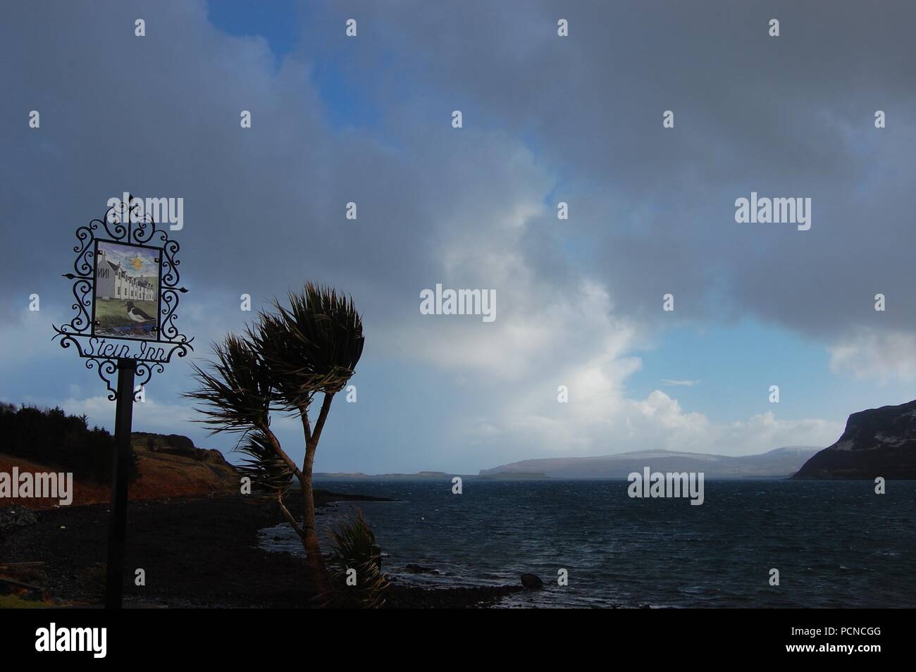 Cambio del tempo a Stein Inn a Skye Foto Stock