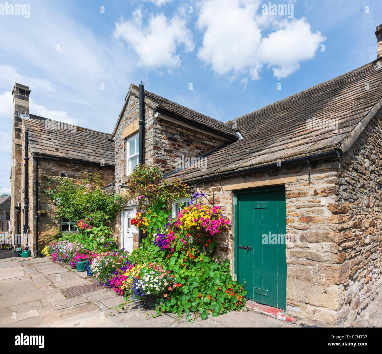 Cottage in Blanchland un pittoresco villaggio storico del Northumberland in Inghilterra del Nord Est Foto Stock