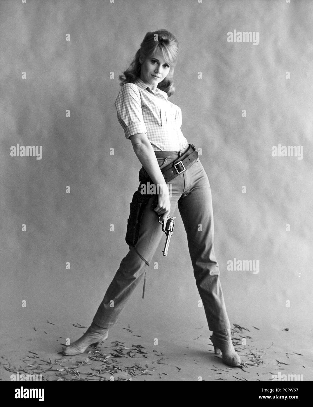 Pellicola originale titolo: CAT BALLOU. Titolo inglese: CAT BALLOU. Regista: ELLIOT SILVERSTEIN. Anno: 1965. Stelle: Jane Fonda. Credito: Columbia Pictures / Album Foto Stock