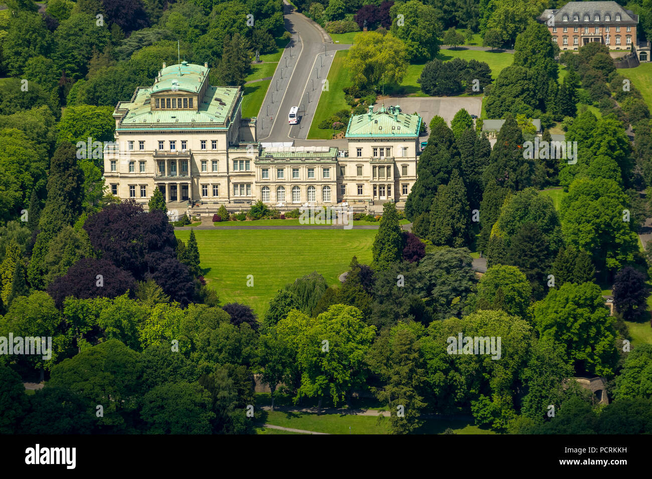 Villa Hügel sul Lago Baldeneysee, dimora della famiglia Krupp, Villa Hügel Park, Essen, la zona della Ruhr Foto Stock