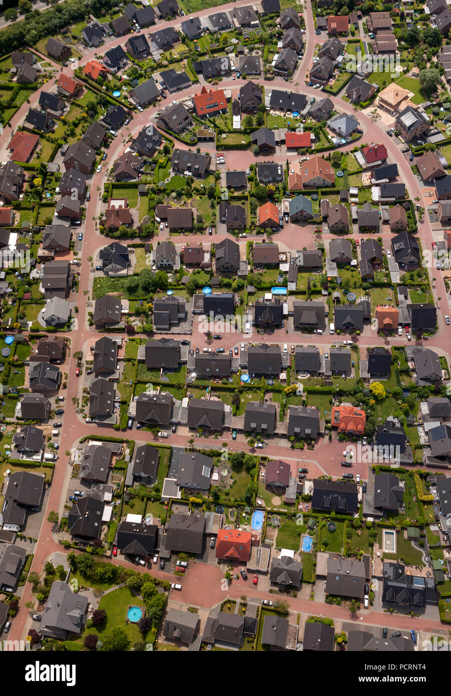 Vista aerea, una scatola nuova station wagon Capitelhof, case unifamiliari, Rees, Basso Reno, Renania settentrionale-Vestfalia, Germania, Europa Foto Stock
