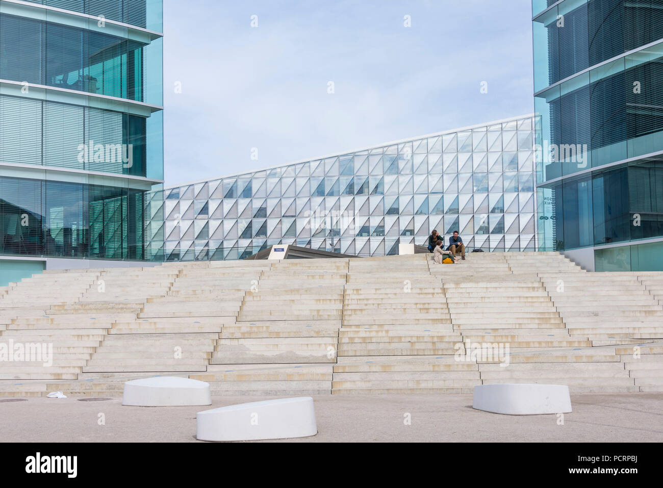 La sede centrale del gruppo di tabacco JTI, nuovo quartiere Sécheron di Ginevra, il Cantone di Ginevra, Svizzera Occidentale, Svizzera Foto Stock