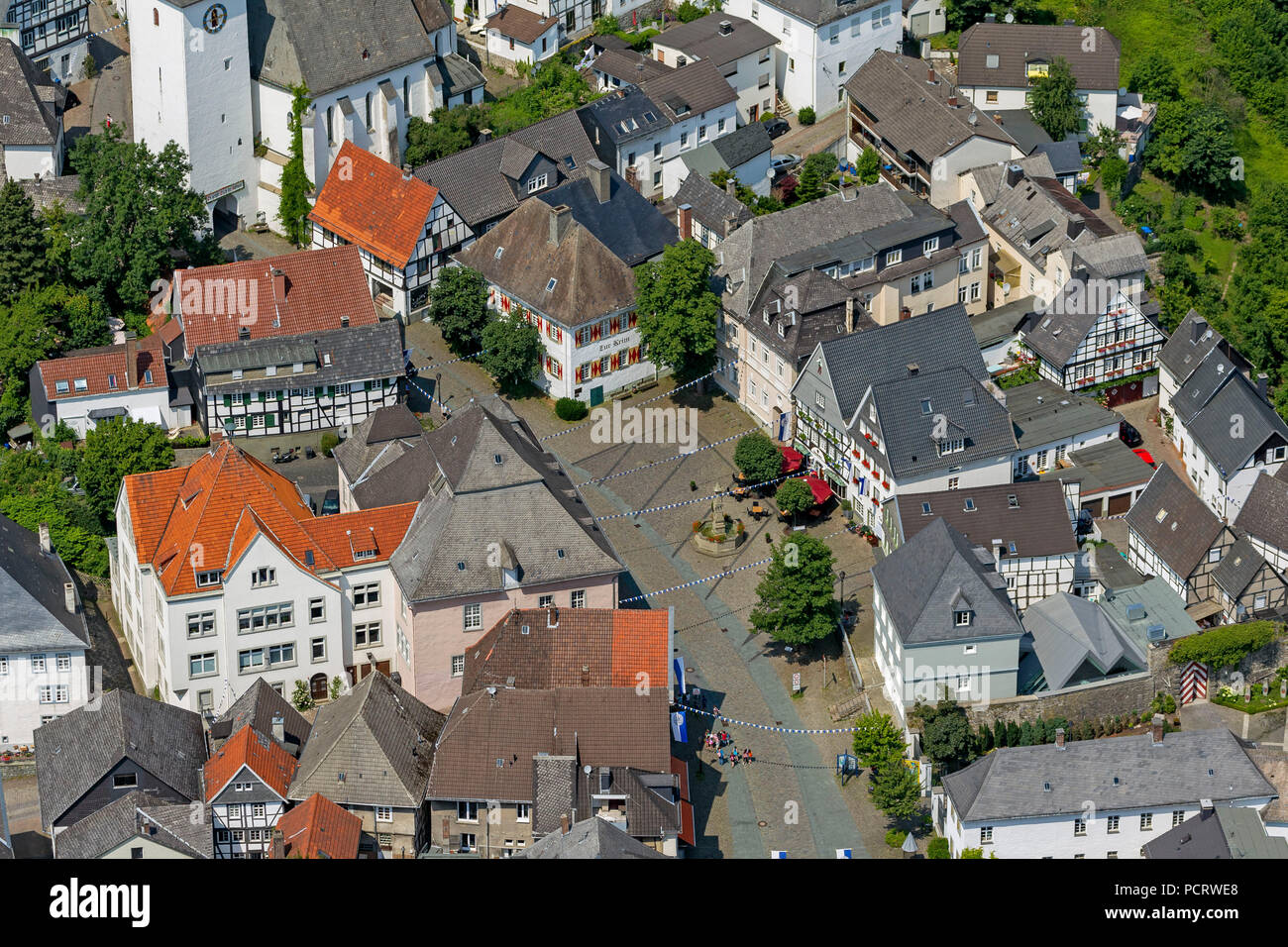 Percorso di pietra per il Vecchio Mercato, vecchia di Arnsberg, vista aerea di Arnsberg Foto Stock