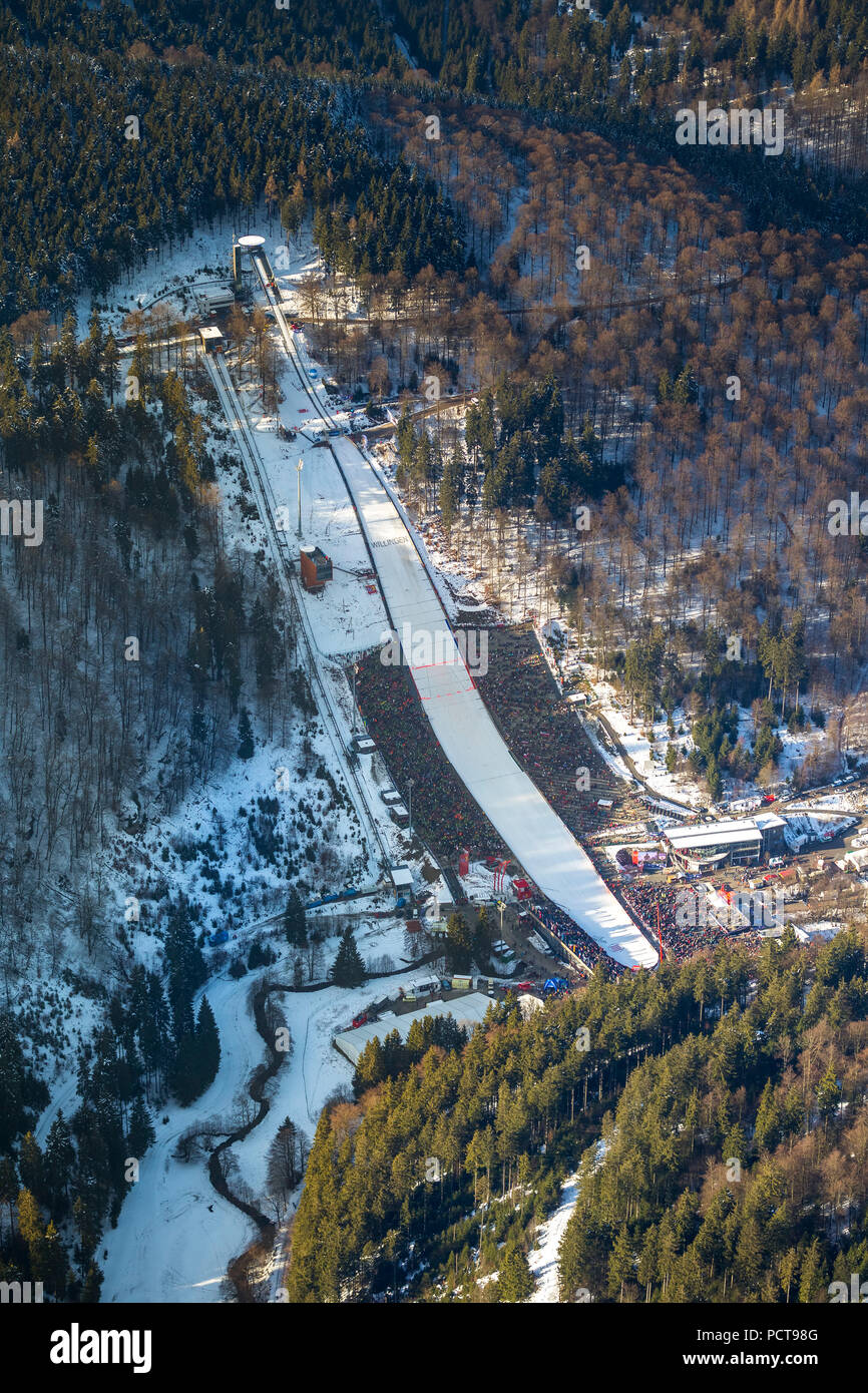 Willingen Ski Jumping World Cup 2014, Mühlenkopfschanze ski jump, Willingen (Upland), gli spettatori, Hochsauerland (distretto), Hesse, Germania Foto Stock