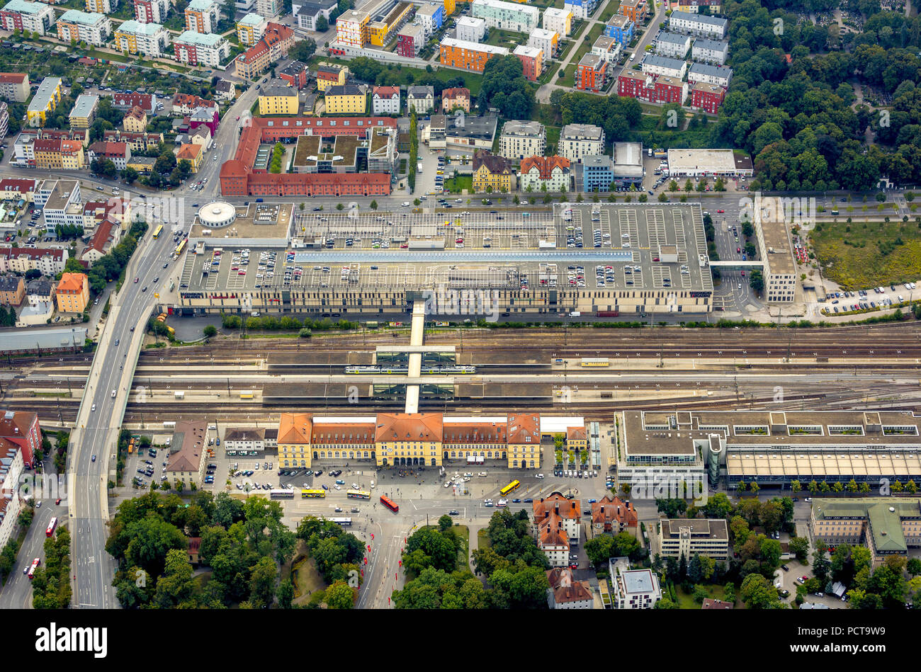 Foto aerea, Regensburg main station, stazione centrale, Regensburg, città indipendente in Baviera orientale, Baviera, Germania Foto Stock