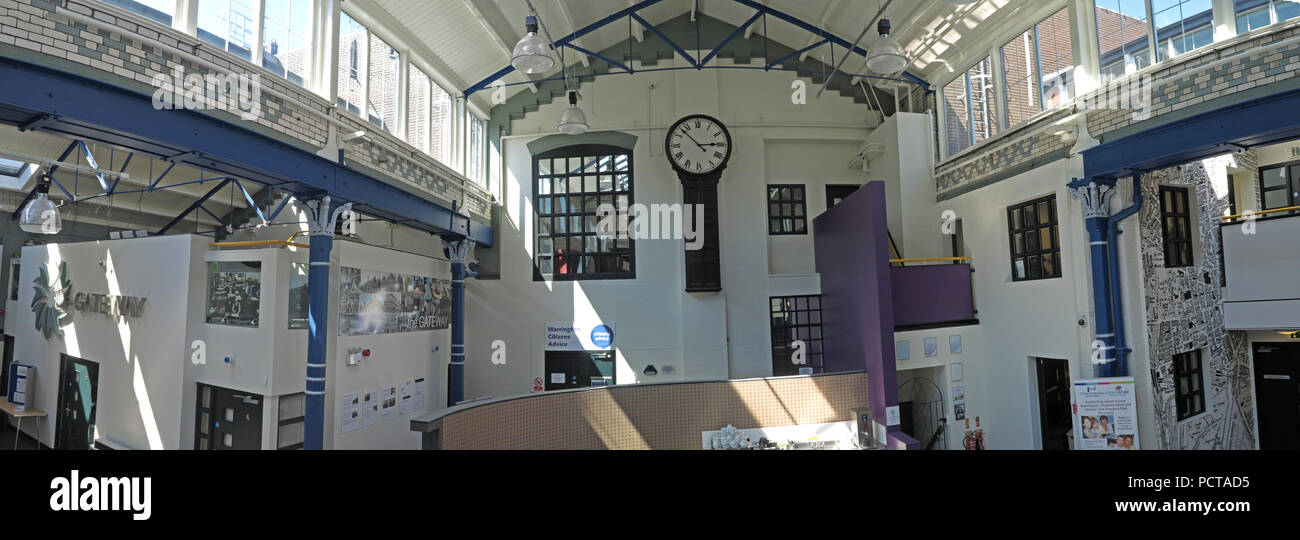Panorama della Comunità Gateway Resource Center, Carità risorse, 89 Sankey Street, Warrington, Cheshire, North West England, Regno Unito Foto Stock Panorama della Comunità Gateway Resource Center, Carità risorse, 89 Sankey Street, Warrington, Cheshire, North West England, Regno Unito Foto Stock