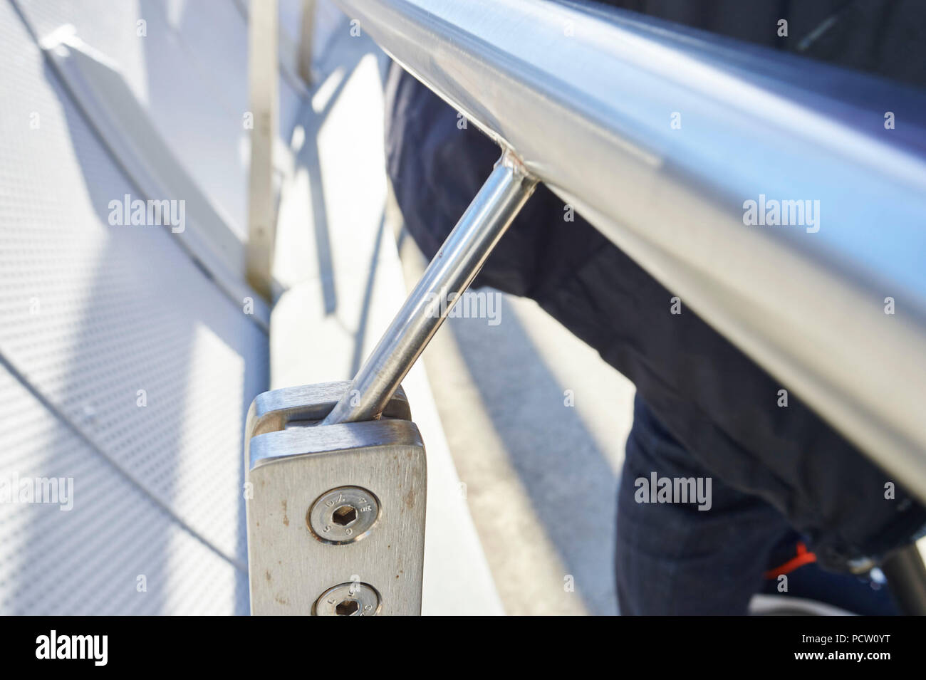 Ringhiera di protezione in corrispondenza di un ponte, Melbourne, Victoria, Australia, Oceania Foto Stock