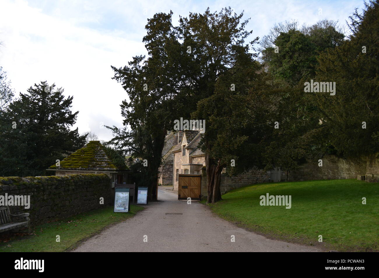 Una visita al Fountains Abbey Foto Stock