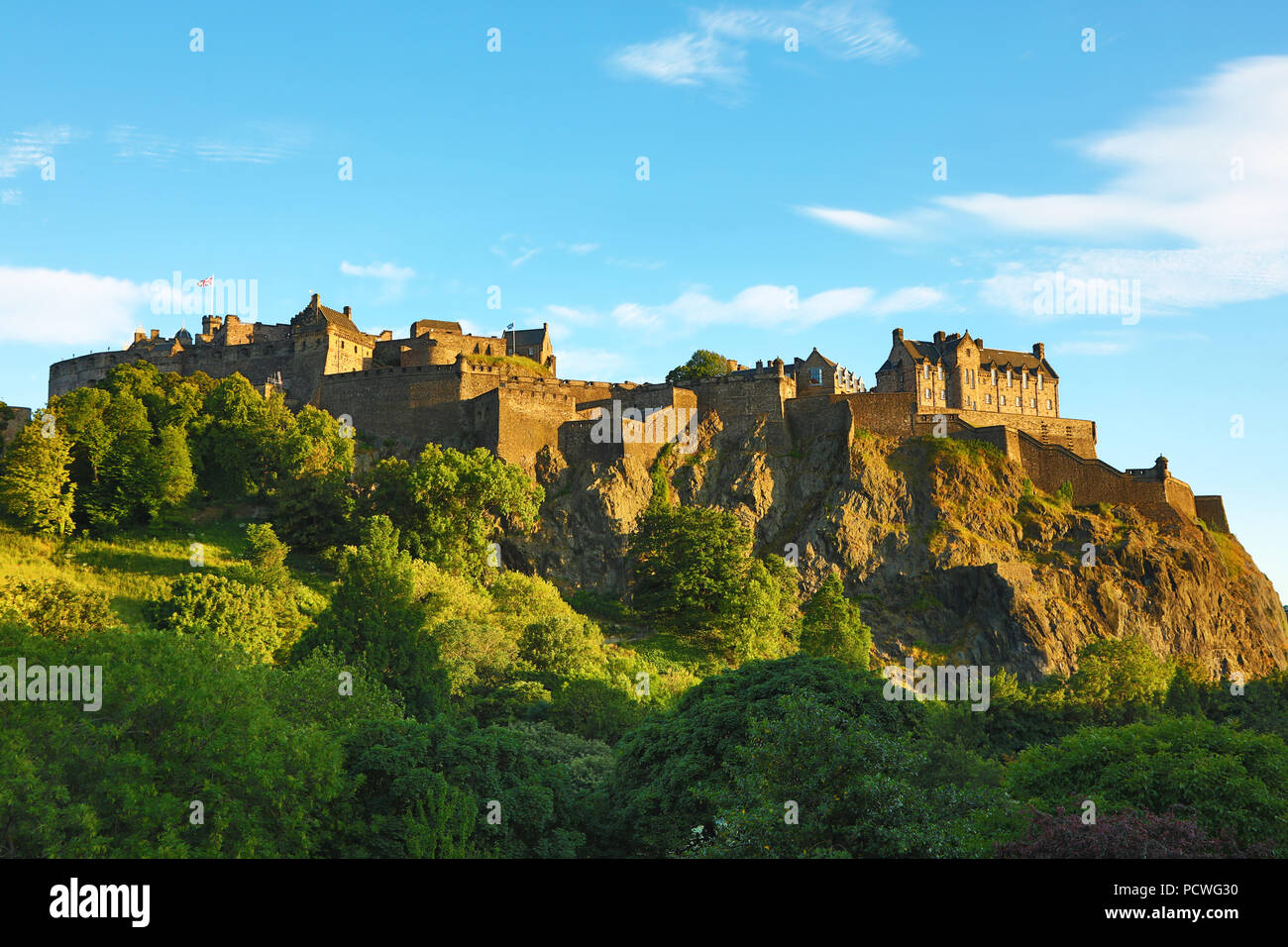 Il Castello di Edimburgo sul castello di roccia, Edimburgo, Scozia Foto Stock