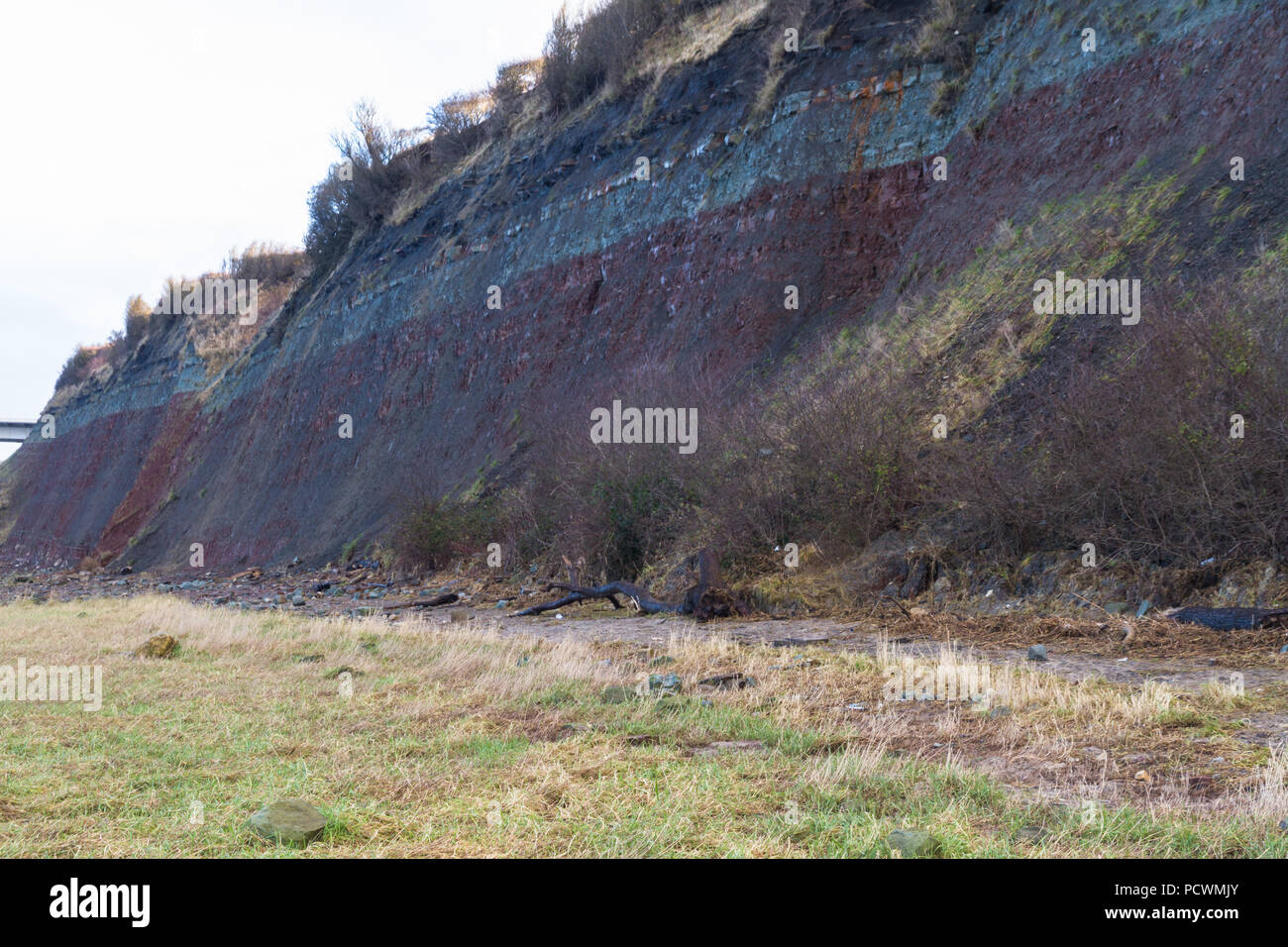 Il vecchio Severn Crossing (welsh Pont Hafren) ponte che attraversa dall'Inghilterra al Galles attraverso i fiumi Severn e di Wye. La luce del mattino. Foto Stock