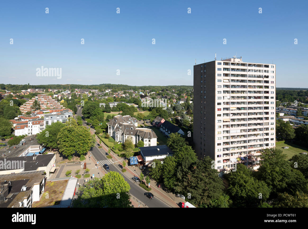 Im Hintergrund das sogenannte Hügel- oder Terrassenhaus Foto Stock