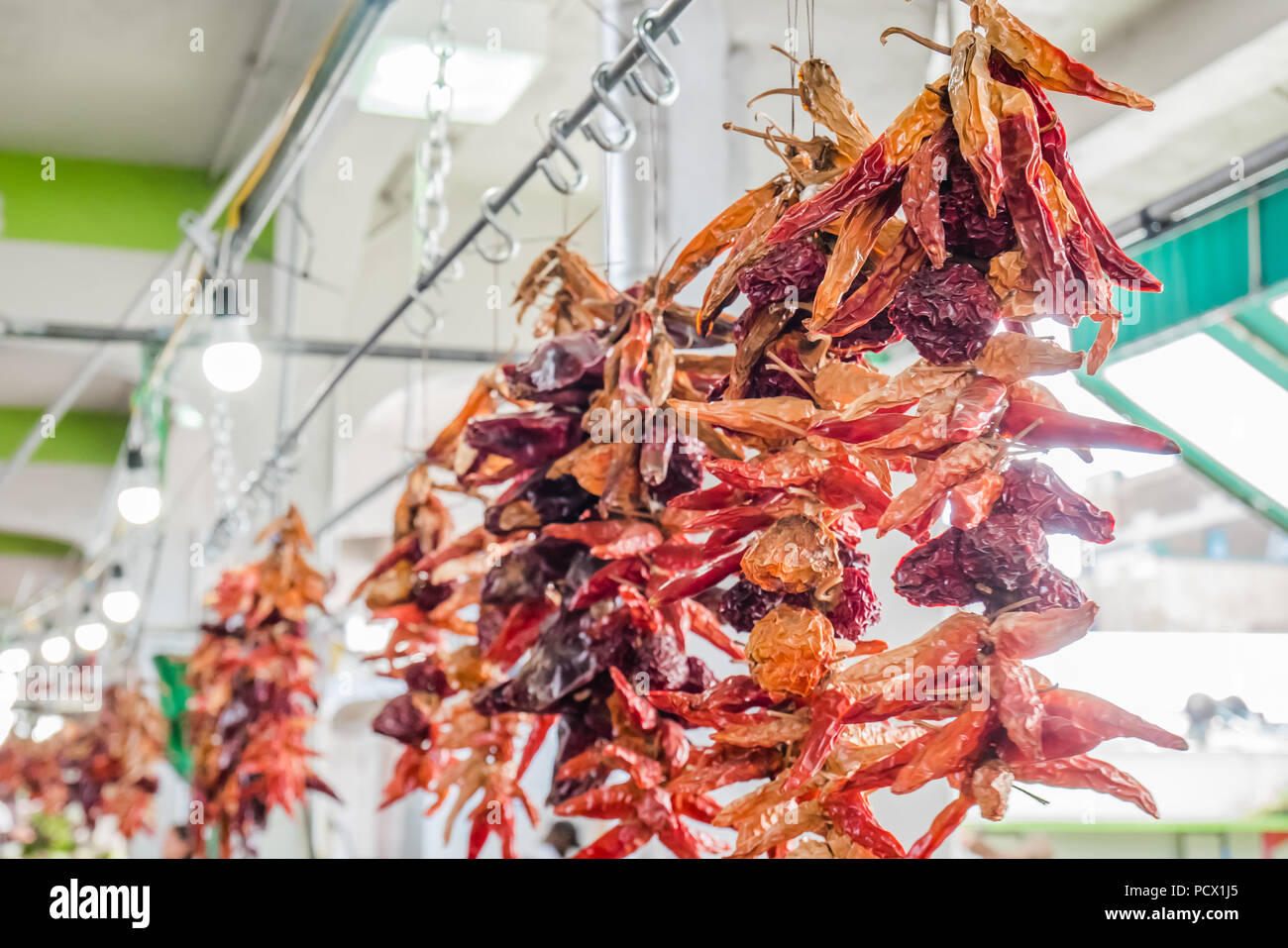 Jean Talon mercato il più grande degli agricoltori di prodotti freschi del mercato canadese di Montreal Foto Stock