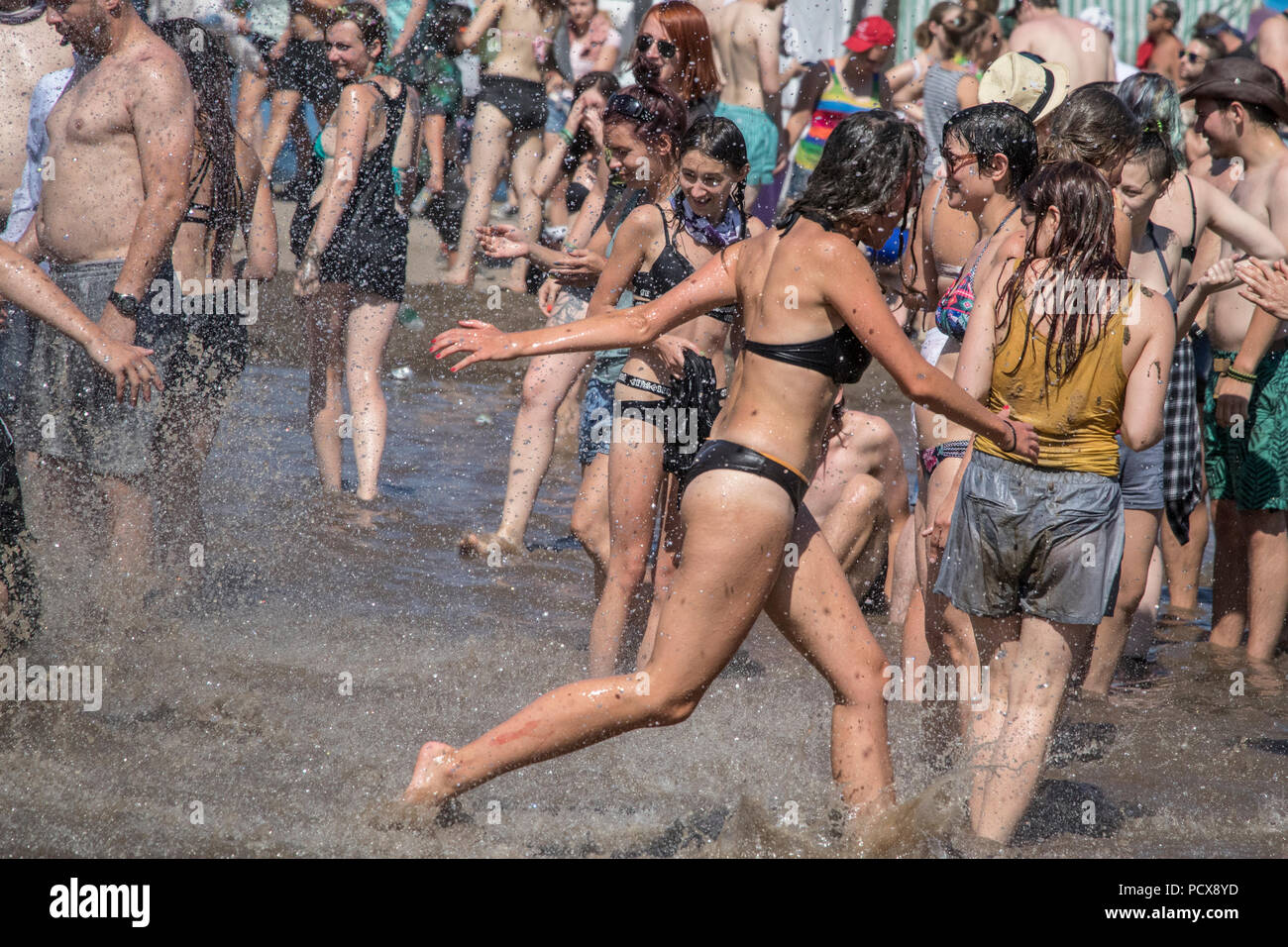 Kostrzyn su Odra, Polonia - 3 agosto 2018. Festival PolandRock uno dei più grandi festival in Europa ha iniziato a. Il ventiquattresimo Pol'e'Rock Festival di Kostrzyn. Foto Stock