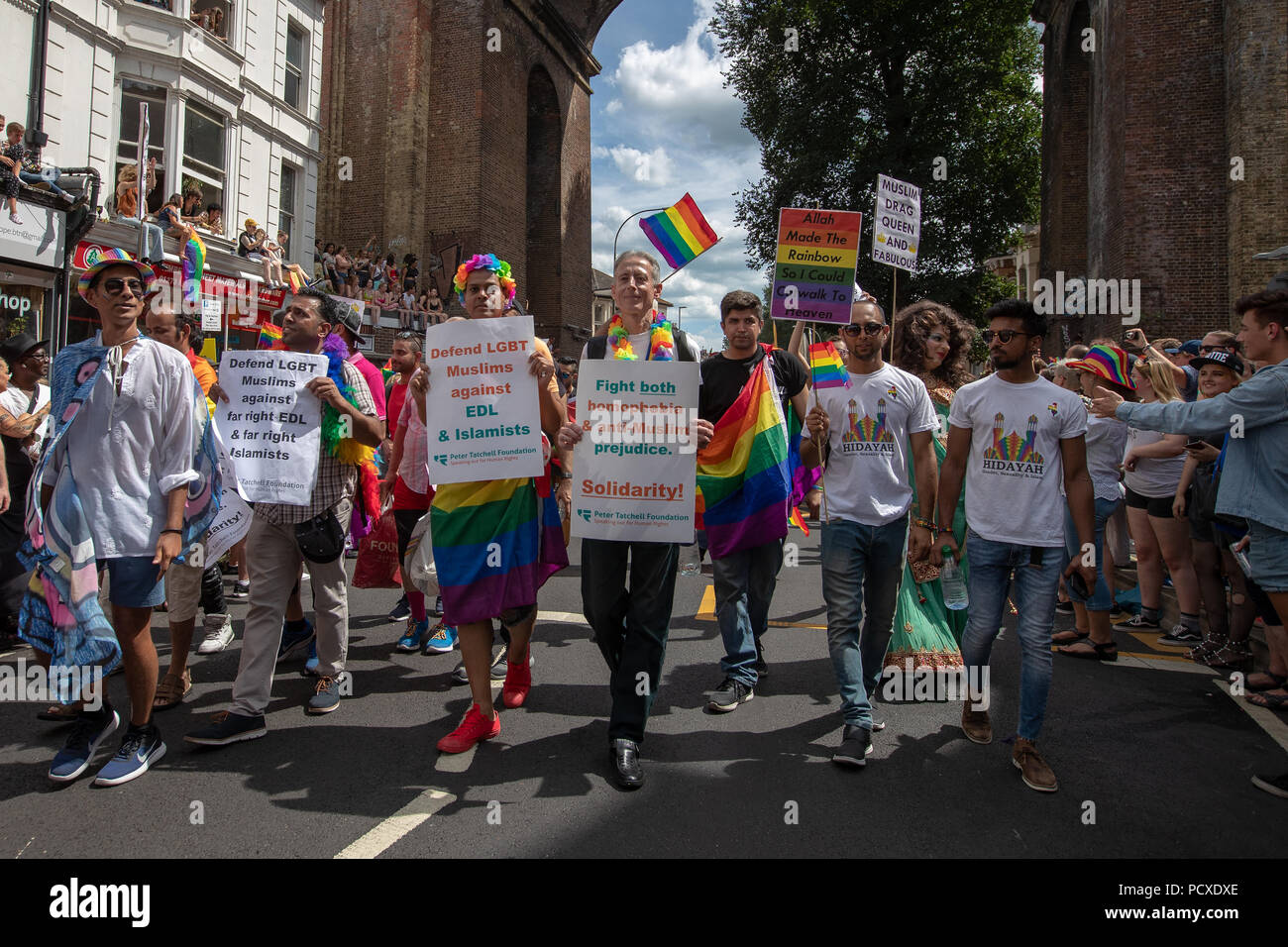 Brighton, Regno Unito. 4 agosto 2018,Peter Tatchell prendendo parte all'annuale Brighton Pride Parade, Brighton Inghilterra. © Jason Richardson / Alamy Live News Foto Stock