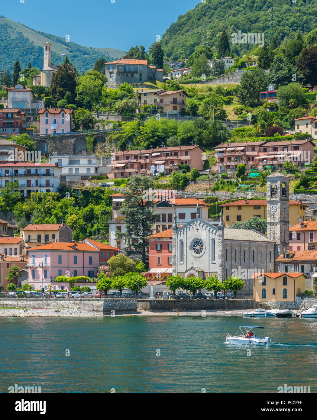 Argegno, idilliaco paesino sul Lago di Como, Lombardia, Italia. Foto Stock