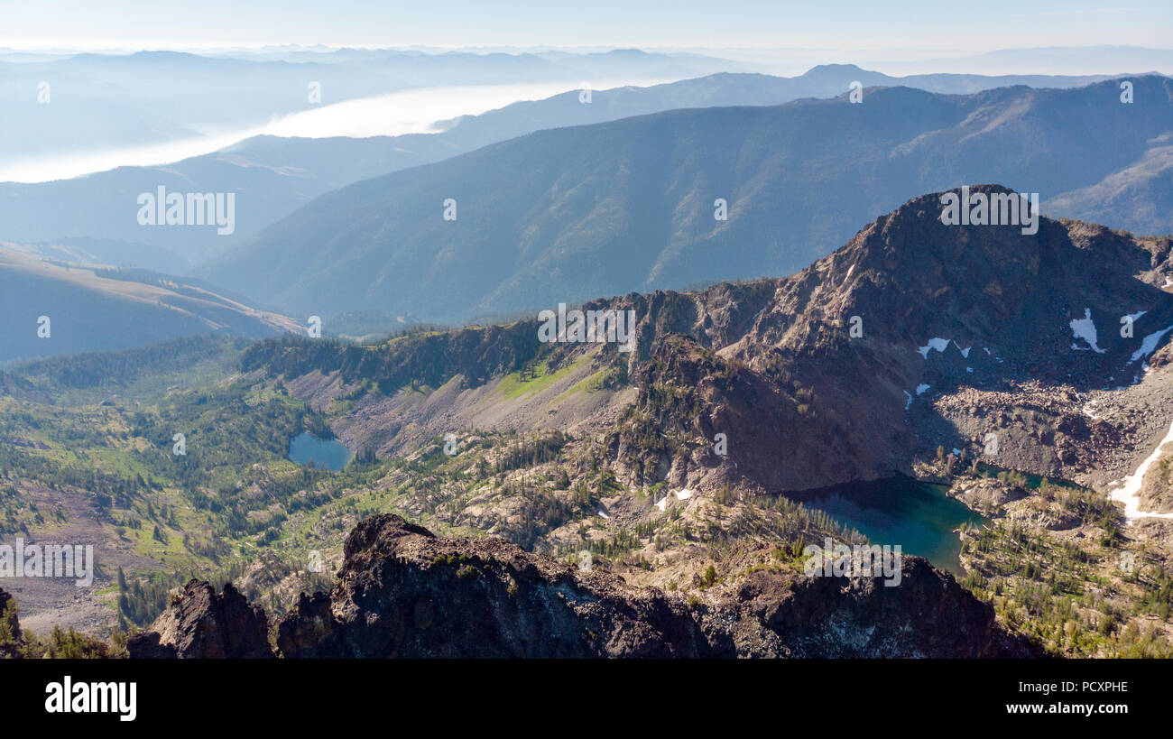 Incendio di foresta può essere visto su colline dai sette demoni mountain range in Idaho Foto Stock