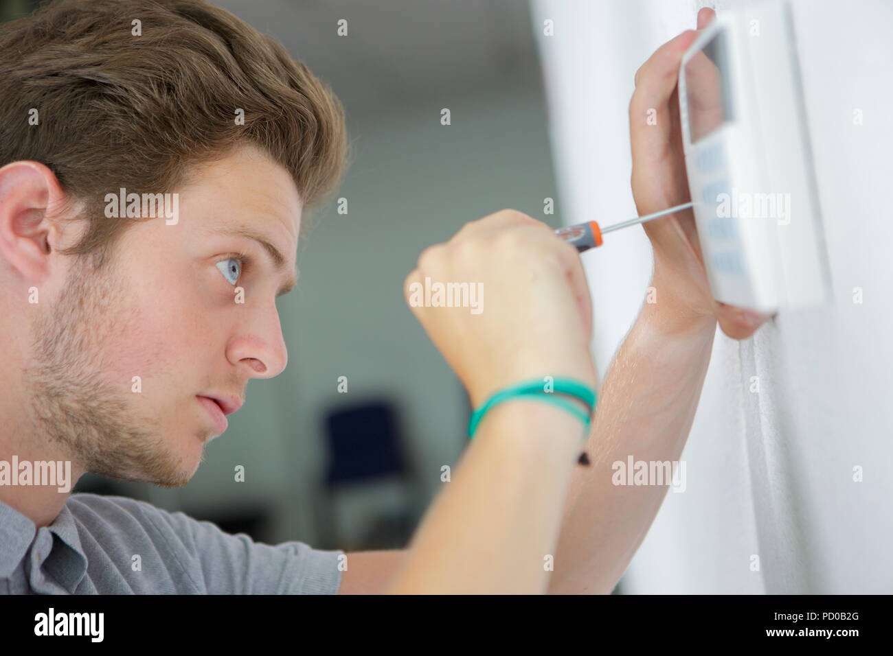 La manomissione della sicurezza serratura digitale Foto Stock