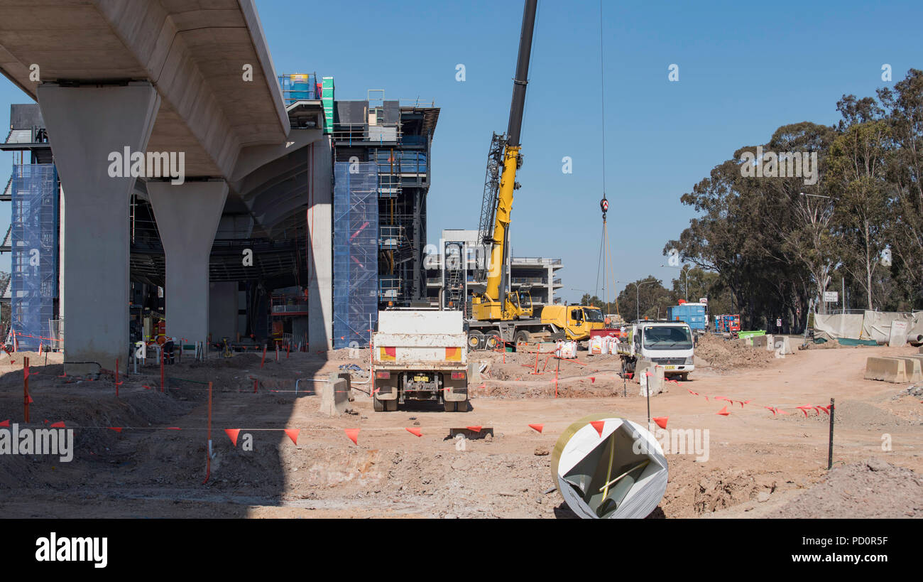 Agosto 2018 Kellyville (Sydney) NSW, la costruzione della Metropolitana di Sydney Nord-ovest linea ferroviaria è attualmente sul bilancio e di anticipo rispetto alla pianificazione Foto Stock